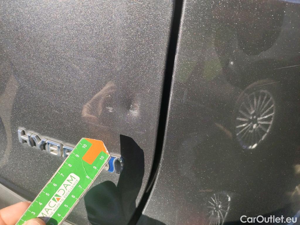  Toyota  RAV4 TOYOTA  / 2018 / 5P / todoterreno 2.5l 220H Advance #2