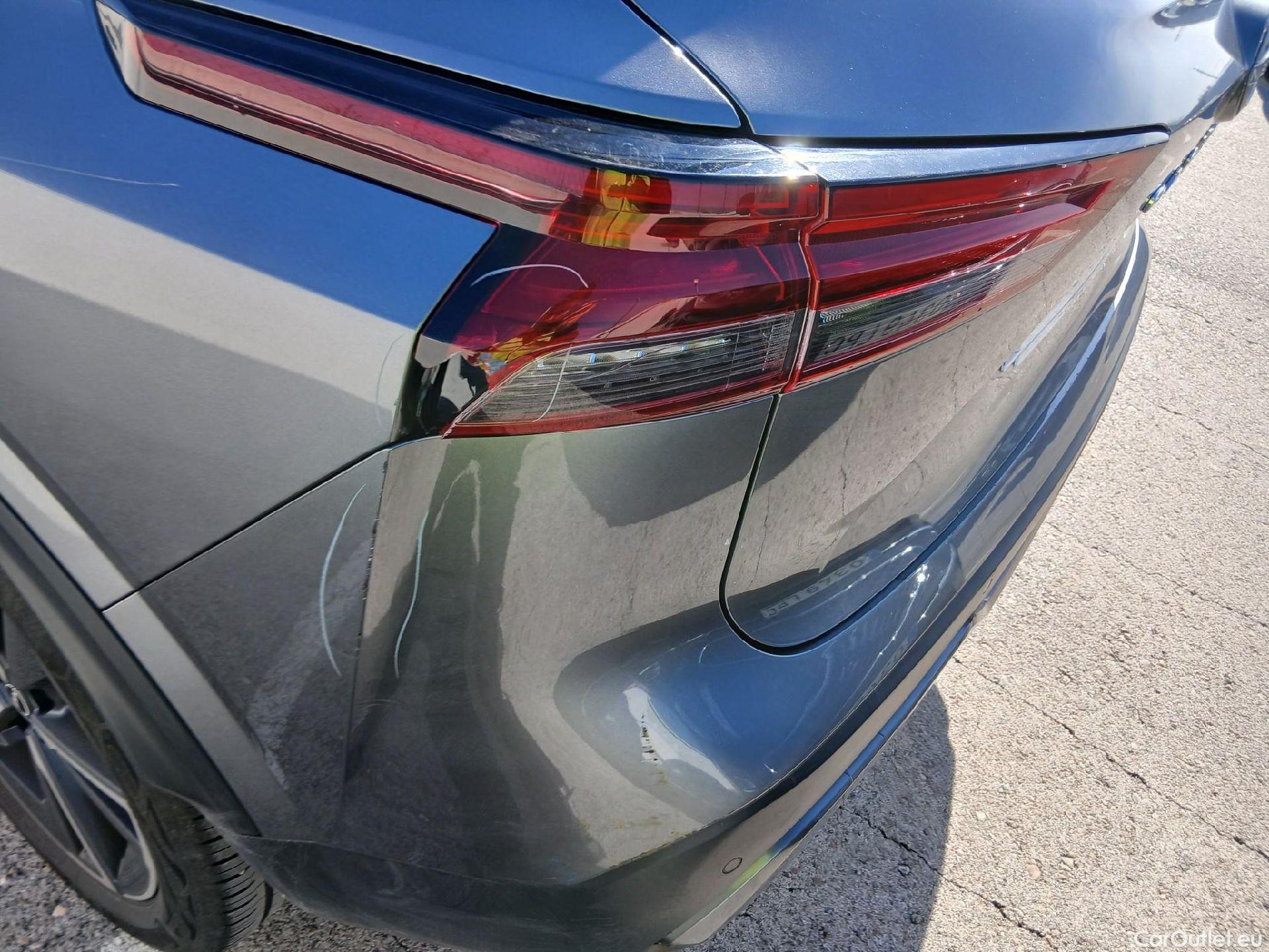  Nissan  Qashqai NISSAN  / 2021 / 5P / todoterreno DIG-T 116kW mHEV Xtronic Tekna #18