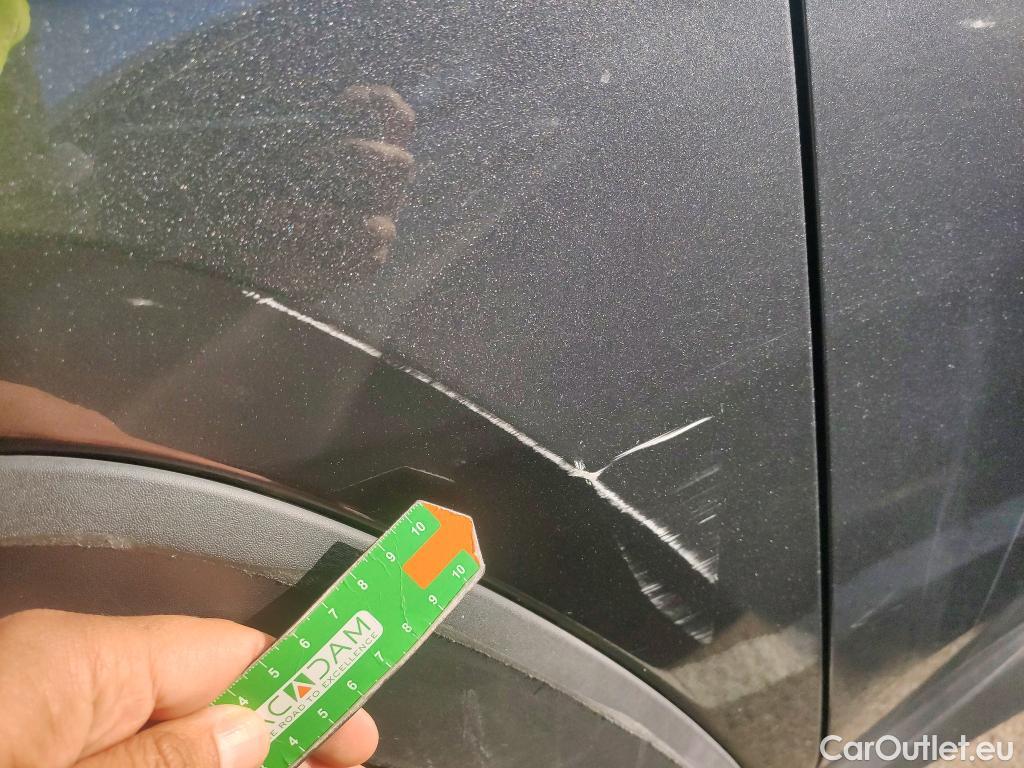  Toyota  RAV4 TOYOTA  / 2018 / 5P / todoterreno 2.5l 220H Advance #16