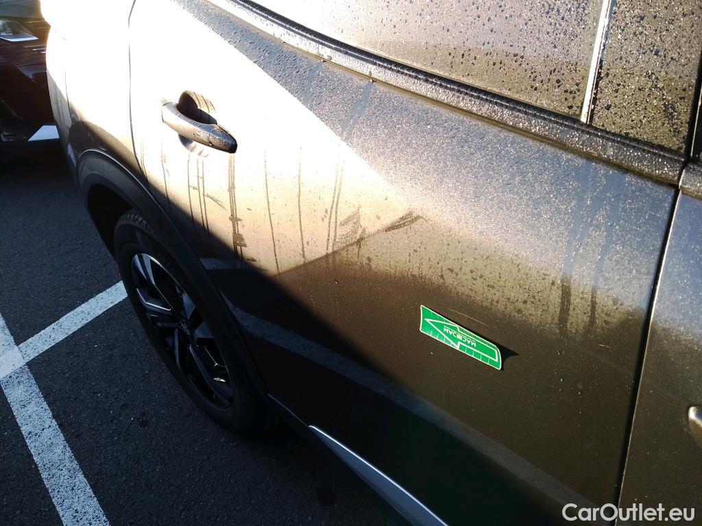  Peugeot  2008 PEUGEOT  / 2019 / 5P / todoterreno Allure Pack BlueHDI 81kW (110CV) (AC) #9