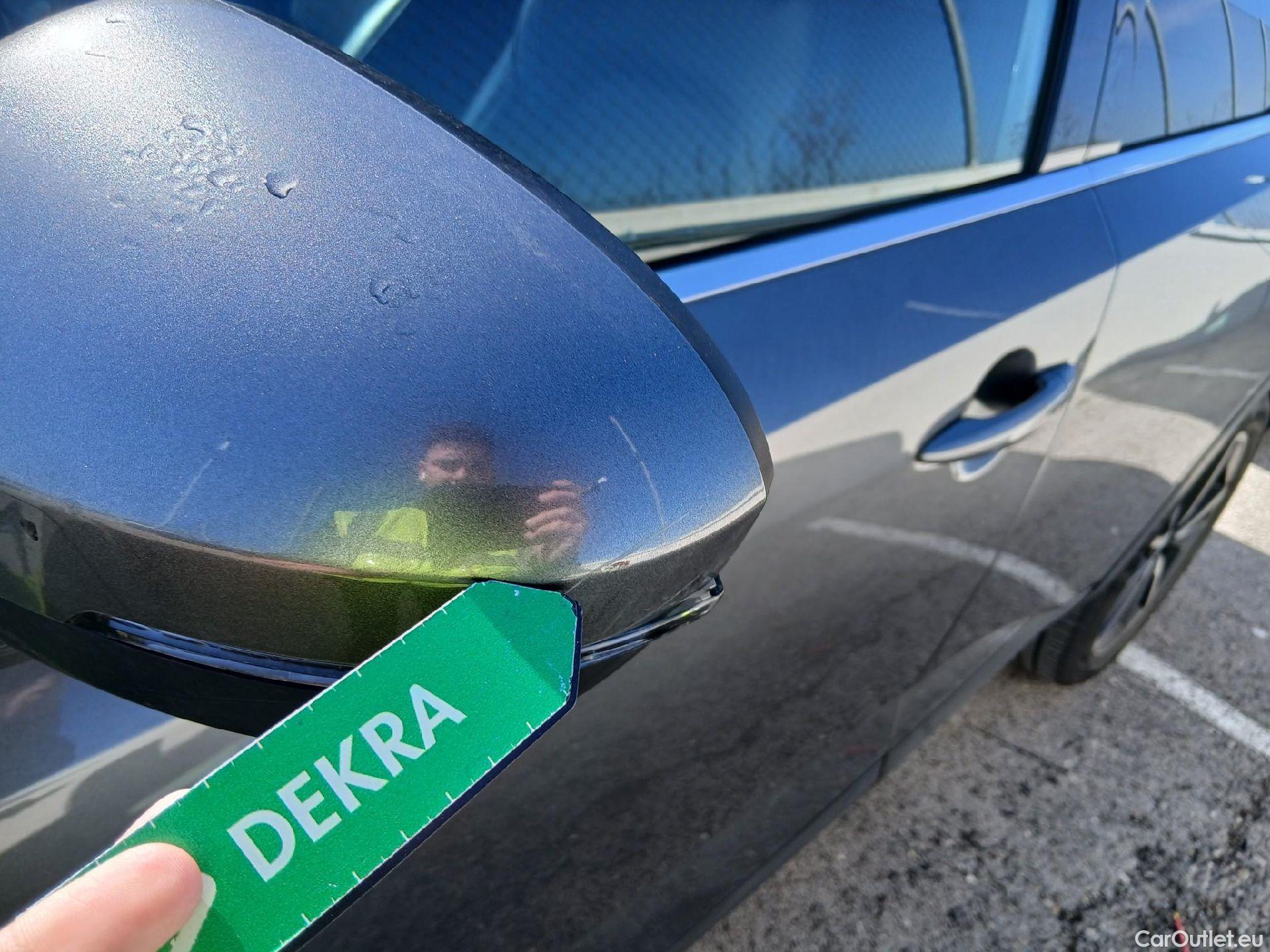  Nissan  Qashqai NISSAN  / 2021 / 5P / todoterreno DIG-T 116kW mHEV Xtronic Tekna #9