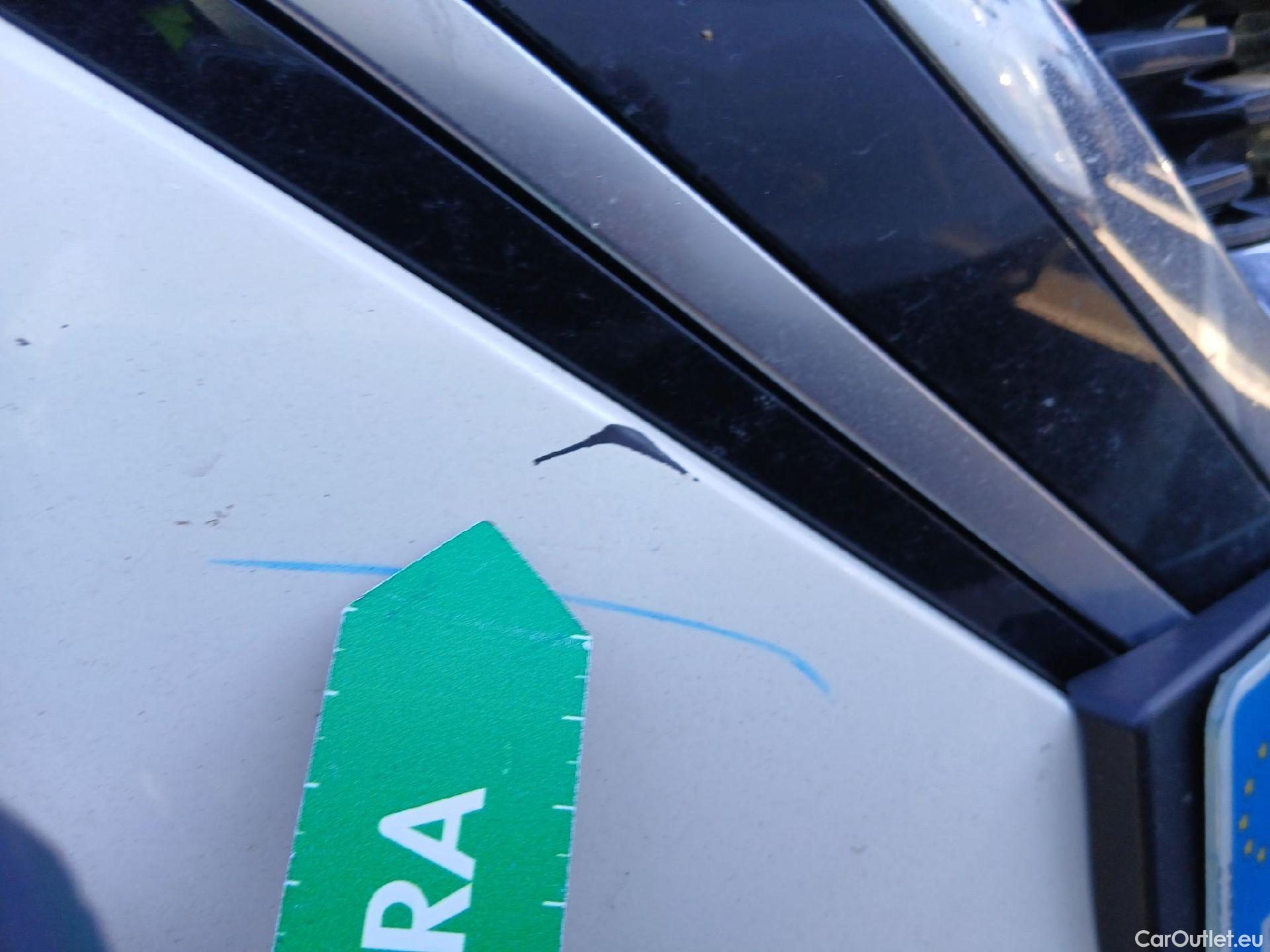  Nissan  Qashqai NISSAN  / 2021 / 5P / todoterreno DIG-T 116kW (158CV) mHEV Xtronic Acenta (AC2) #2