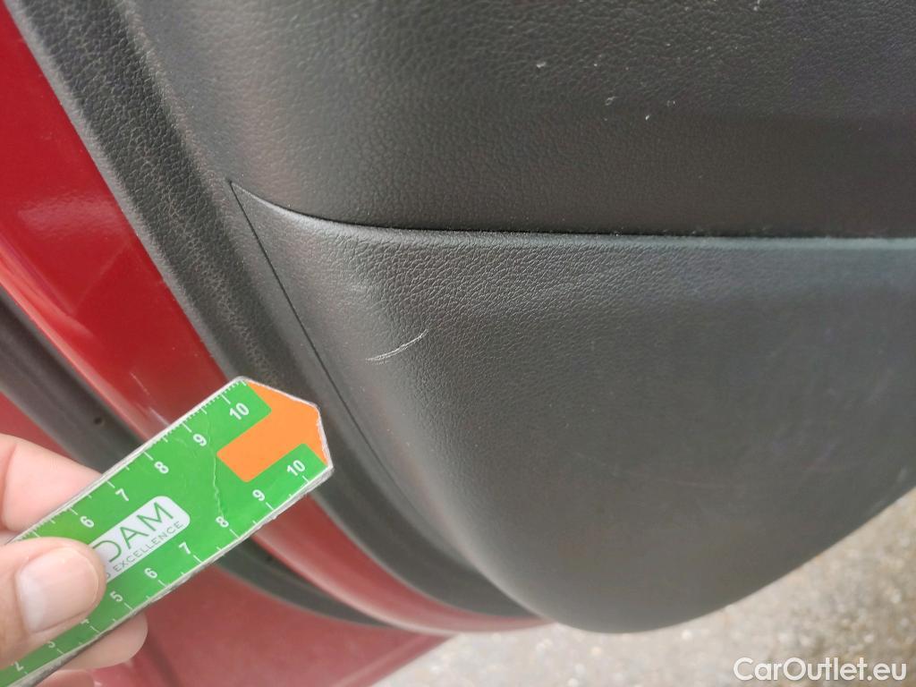  Hyundai  Konna HYUNDAI Kona / 2017 / 5P / todoterreno 1.6 GDI HEV Tecno Red DT #18