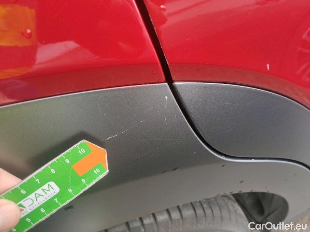  Hyundai  Konna HYUNDAI Kona / 2017 / 5P / todoterreno 1.6 GDI HEV Tecno Red DT #40