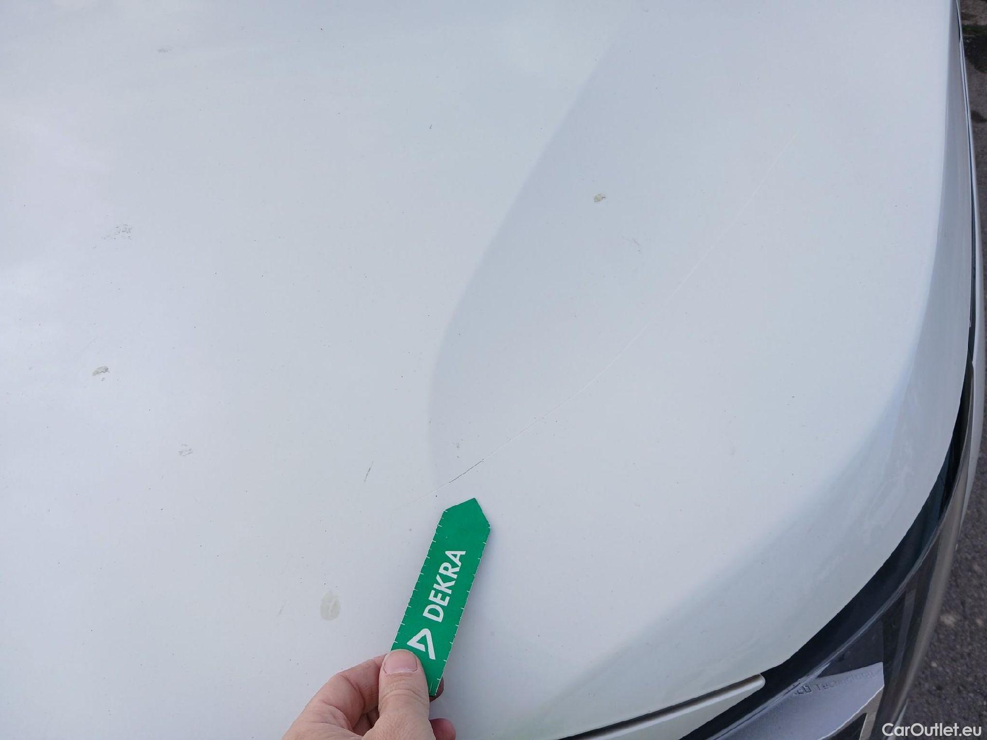  Peugeot  3008 PEUGEOT  / 2020 / 5P / todoterreno 1.5 BlueHDi 96kW S&S Allure Pack EAT8 #1