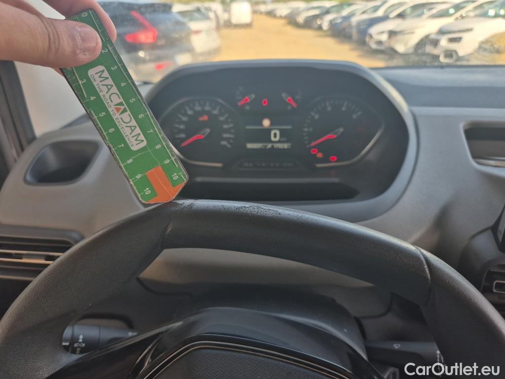  Peugeot  RIFTER PEUGEOT  / 2018 / 5P / monovolumen compacto Active Nav+ Long BlueHDi 73kW #11