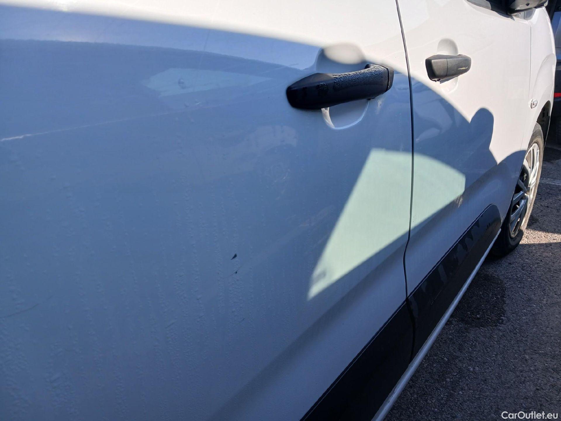  Citroen  Berlingo CITROEN  / 2018 / 4P / monovolumen compacto Talla M BlueHDi 100 S&S LIVE PACK #7