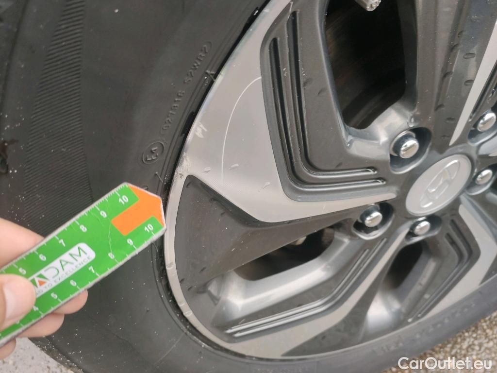  Hyundai  Konna HYUNDAI Kona / 2017 / 5P / todoterreno 1.6 GDI HEV Tecno Red DT #6