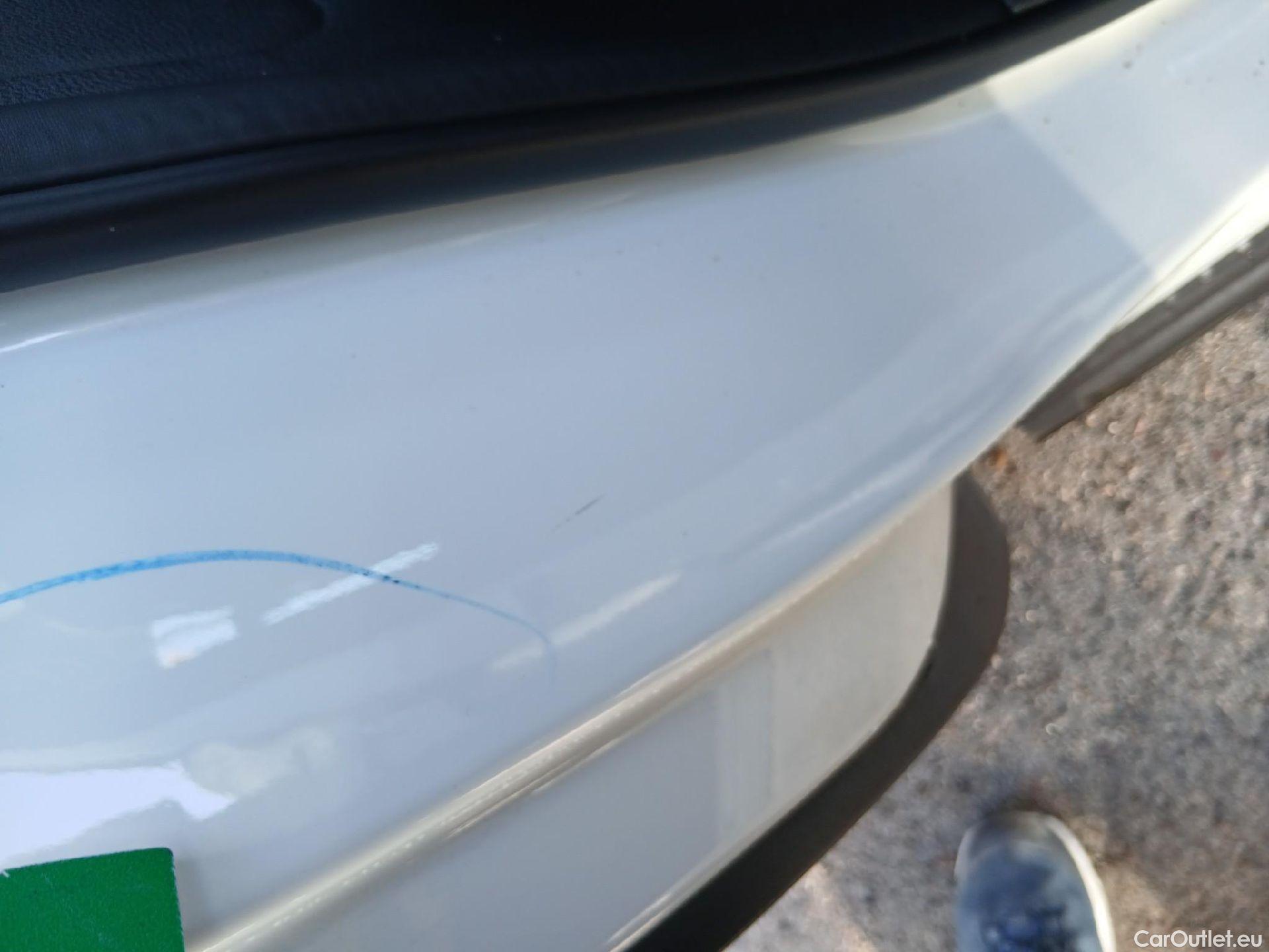  Nissan  Qashqai NISSAN  / 2021 / 5P / todoterreno DIG-T 116kW (158CV) mHEV Xtronic Acenta (AC2) #32