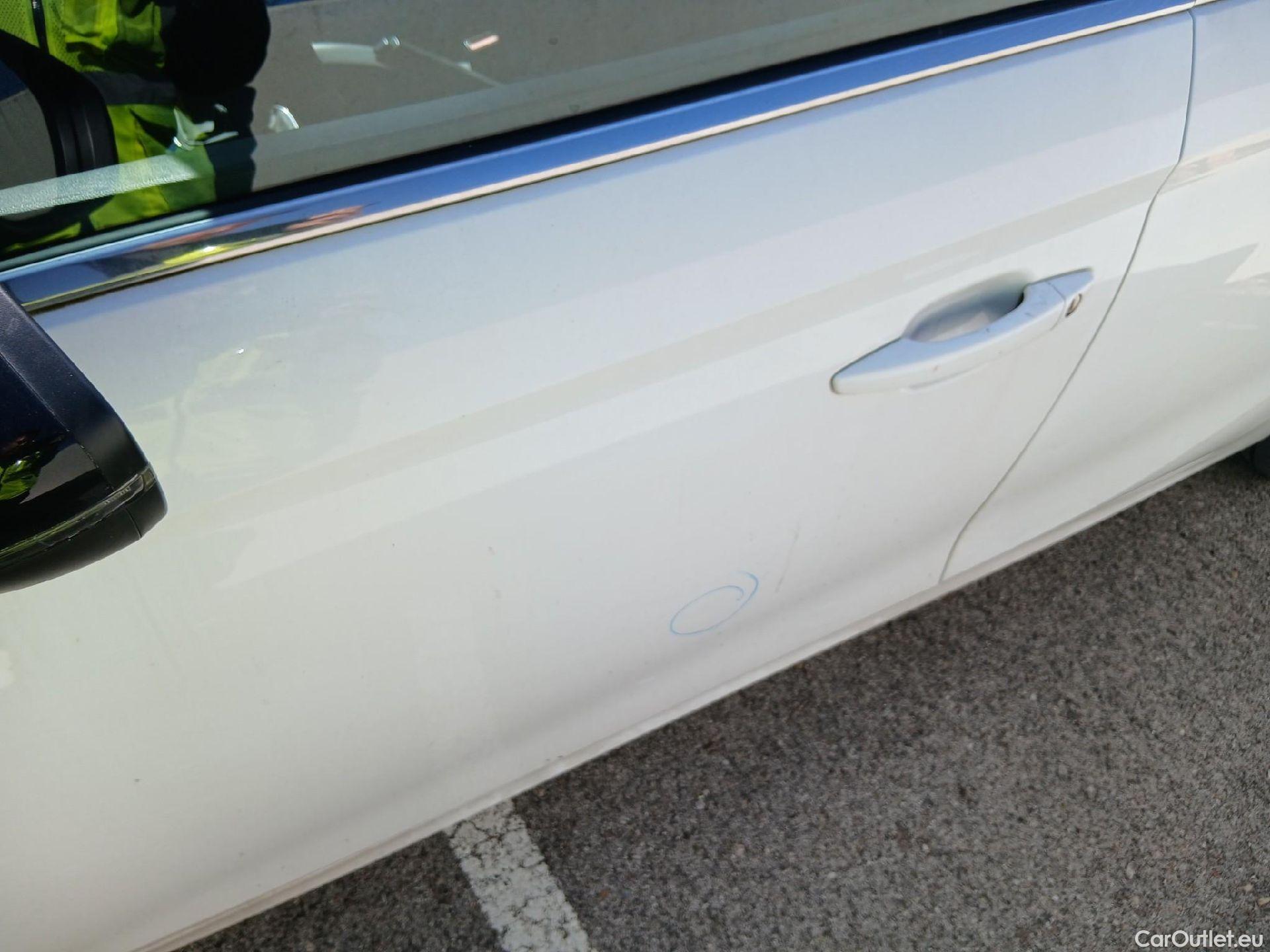  Opel  Corsa OPEL  1.2T XHL 74kW (100CV) Elegance #10