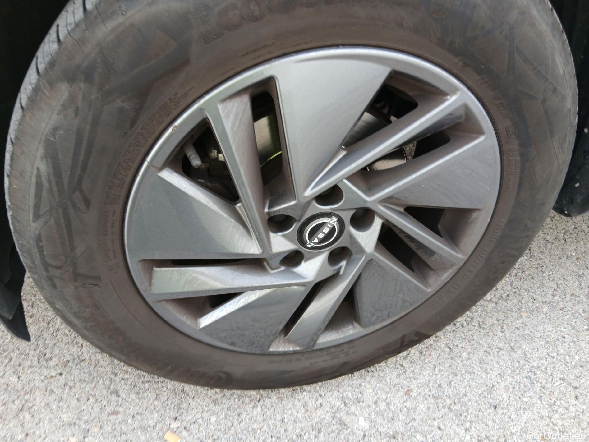  Nissan  Qashqai NISSAN  / 2021 / 5P / todoterreno DIG-T 103kW (140CV) mHEV 4x2 Acenta #24