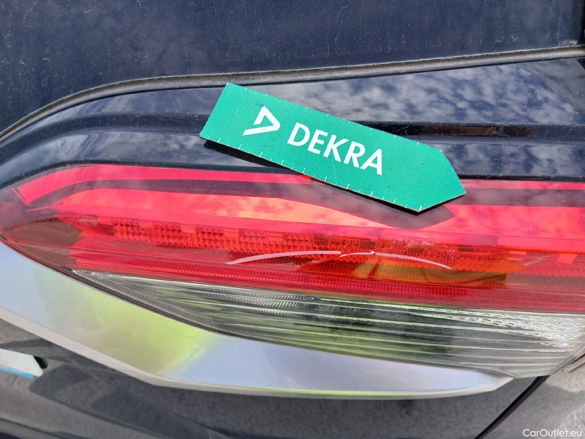  Toyota  RAV4 TOYOTA  / 2018 / 5P / todoterreno 2.5l 220H Advance #28