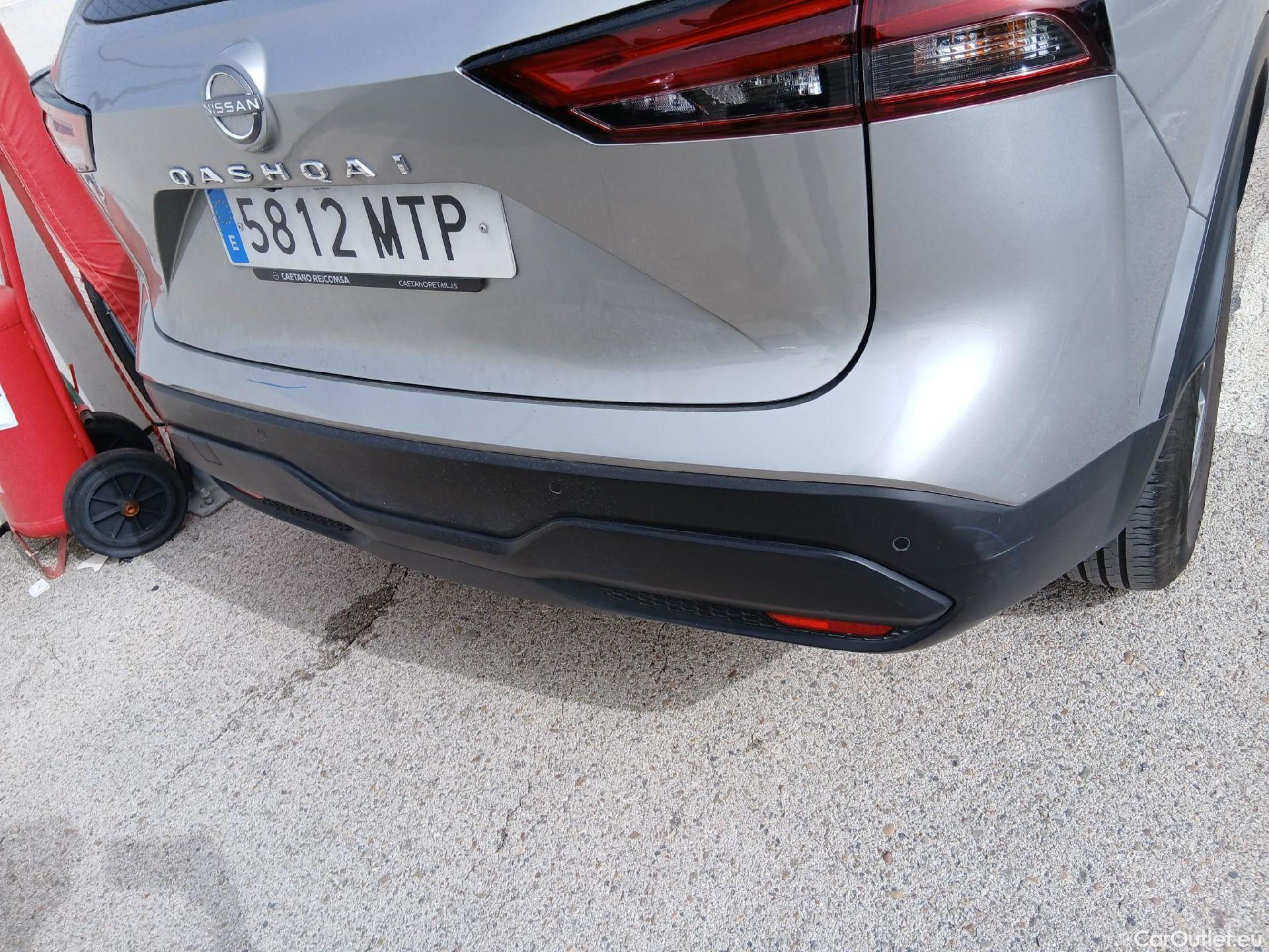  Nissan  Qashqai NISSAN  / 2021 / 5P / todoterreno DIG-T 103kW (140CV) mHEV 4x2 Acenta #32