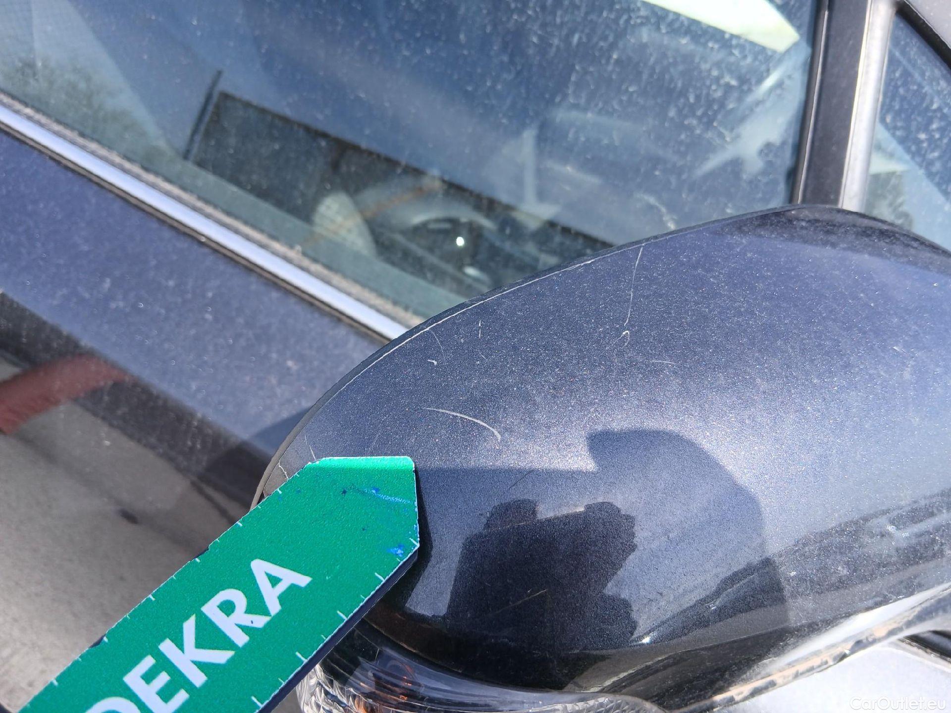  Toyota  C-HR TOYOTA  / 2019 / 5P / todoterreno 2.0 180H Advance #41