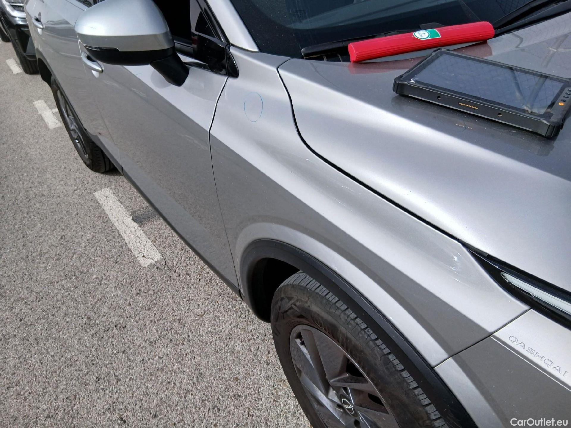  Nissan  Qashqai NISSAN  / 2021 / 5P / todoterreno DIG-T 103kW (140CV) mHEV 4x2 Acenta #54