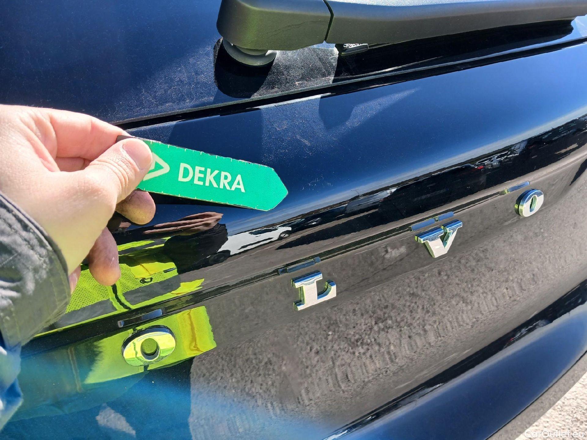  Volvo  XC 40 VOLVO XC40 / 2017 / 5P / todoterreno 1.5 T4 Twin Recharge Inscription Ex Auto #33