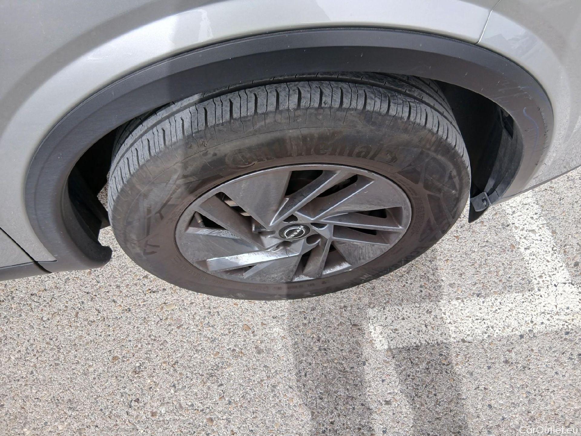  Nissan  Qashqai NISSAN  / 2021 / 5P / todoterreno DIG-T 103kW (140CV) mHEV 4x2 Acenta #51