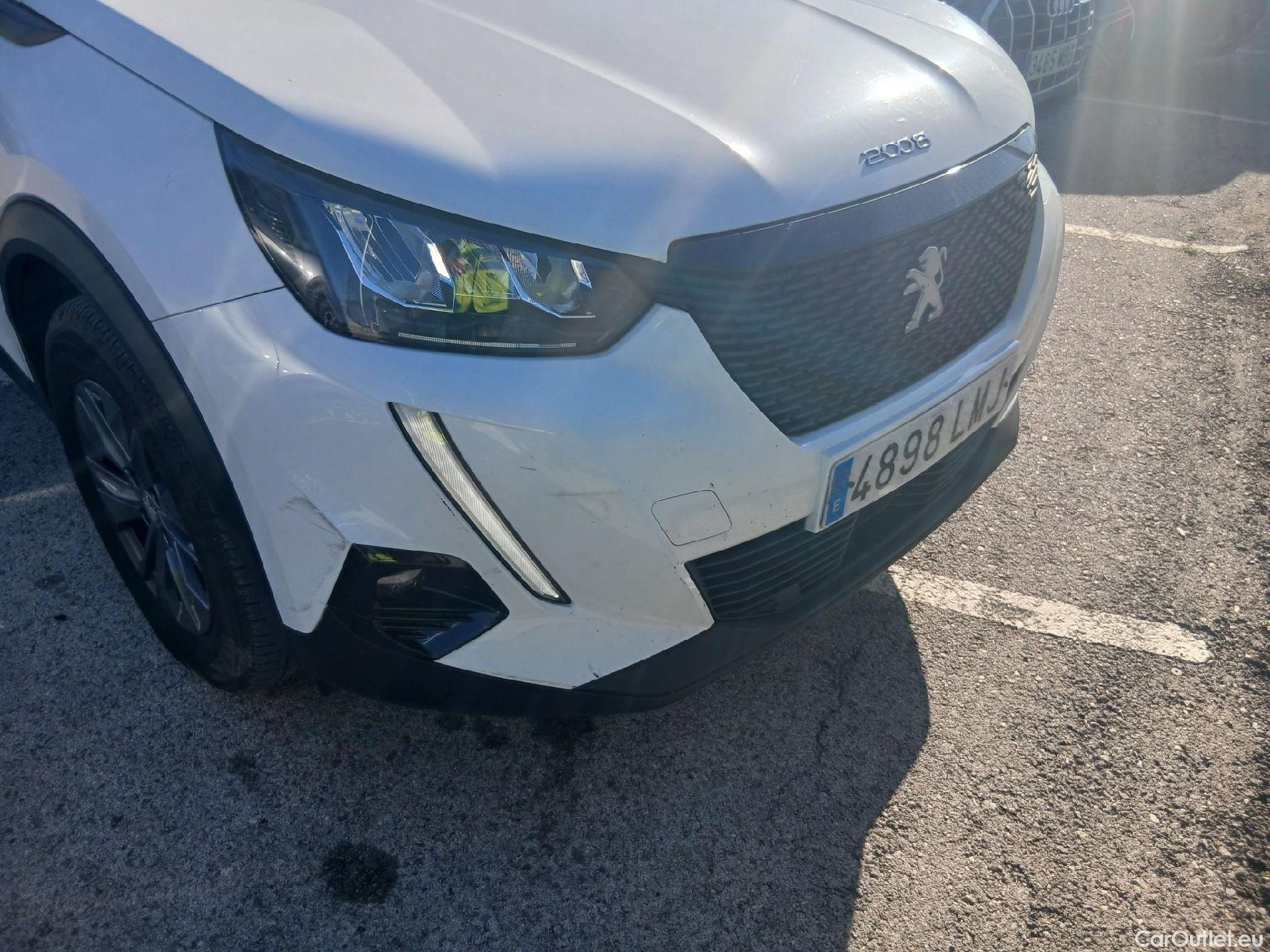  Peugeot  2008 PEUGEOT  / 2019 / 5P / todoterreno Active Pack BlueHDI 81kW (110CV) #2