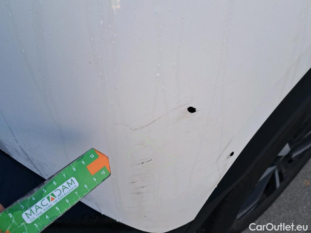  Peugeot  2008 PEUGEOT  / 2019 / 5P / todoterreno Allure BlueHDI 81kW (110CV) #6