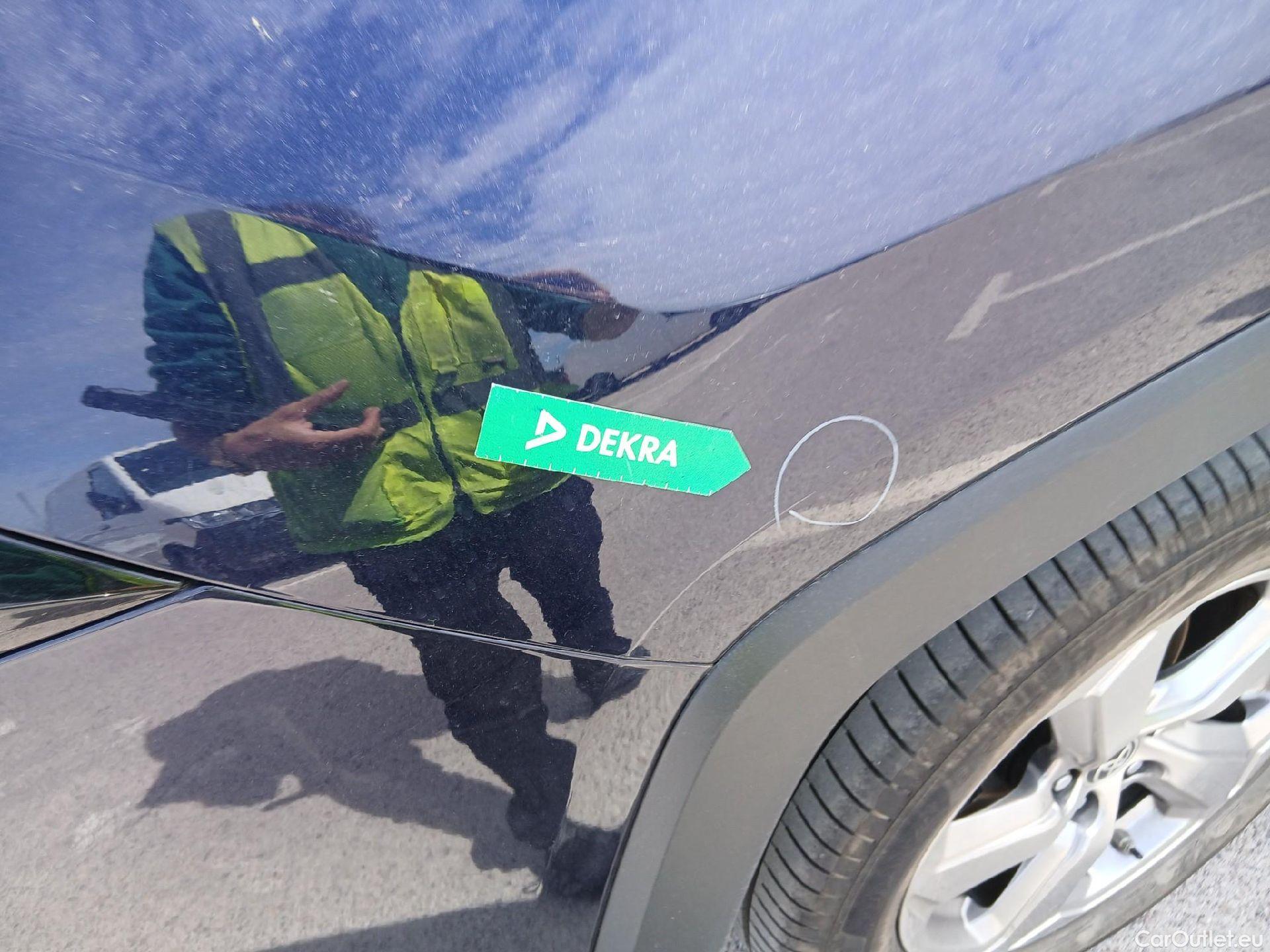  Toyota  RAV4 TOYOTA  / 2018 / 5P / todoterreno 2.5l 220H Advance #34