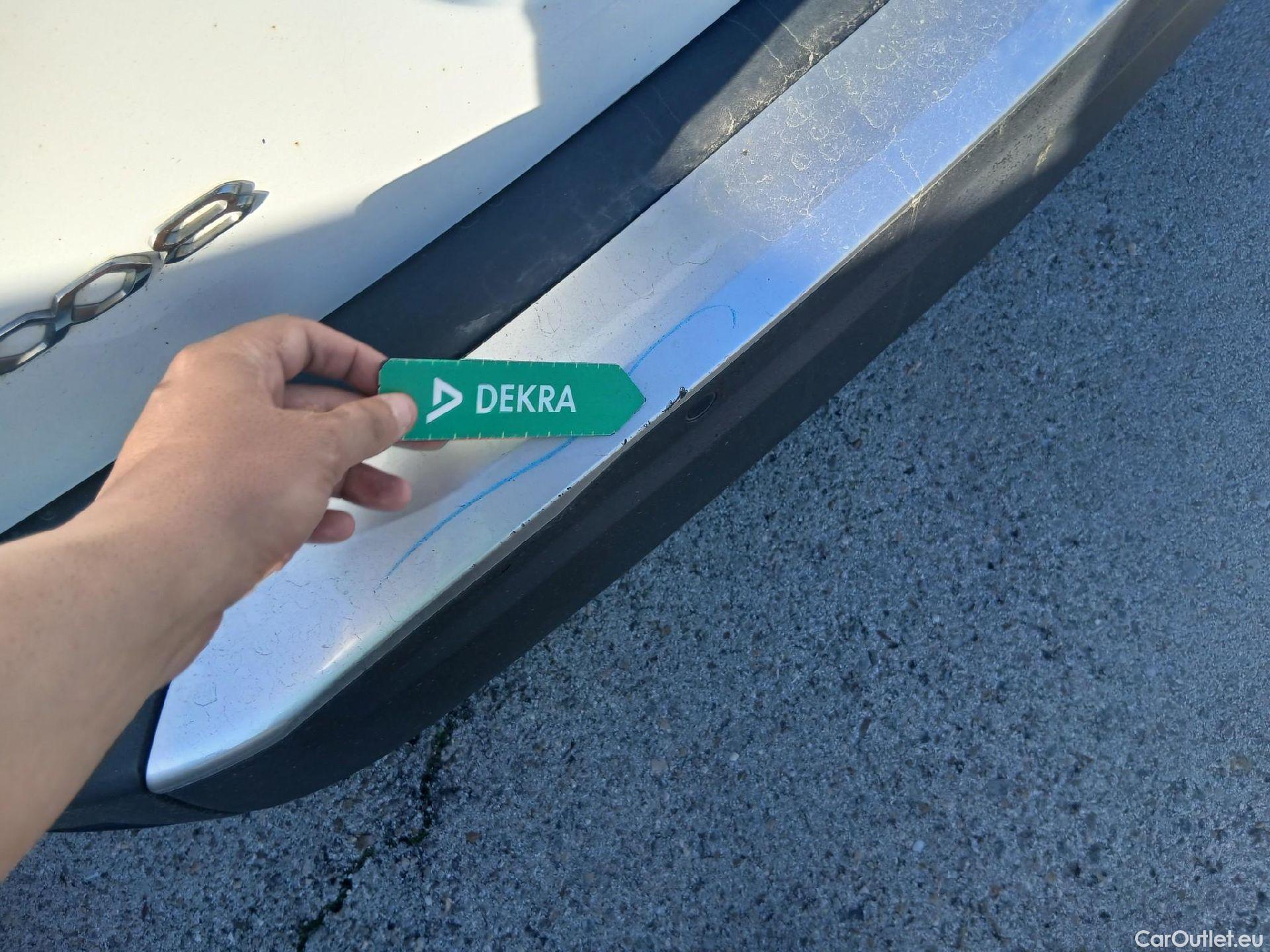  Peugeot  2008 PEUGEOT  / 2019 / 5P / todoterreno Active Pack BlueHDI 81kW (110CV) #11