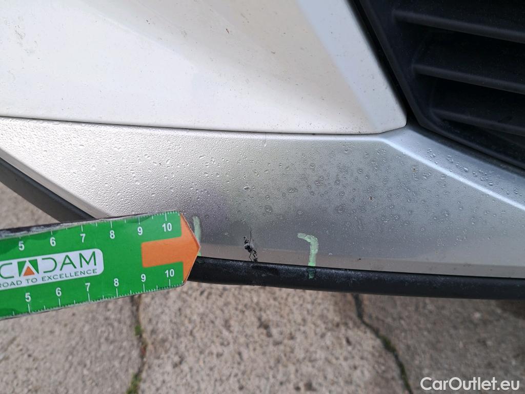  Peugeot  2008 PEUGEOT  / 2019 / 5P / todoterreno Allure BlueHDI 81kW (110CV) #27