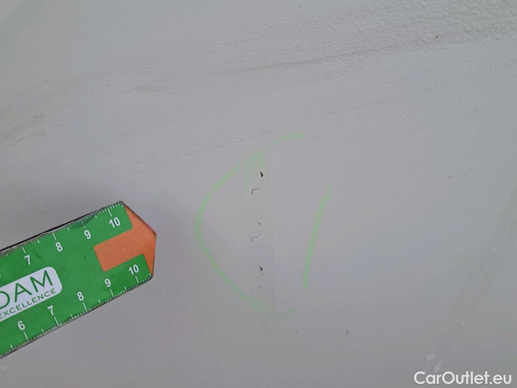  Peugeot  2008 PEUGEOT  / 2019 / 5P / todoterreno Allure BlueHDI 81kW (110CV) #15