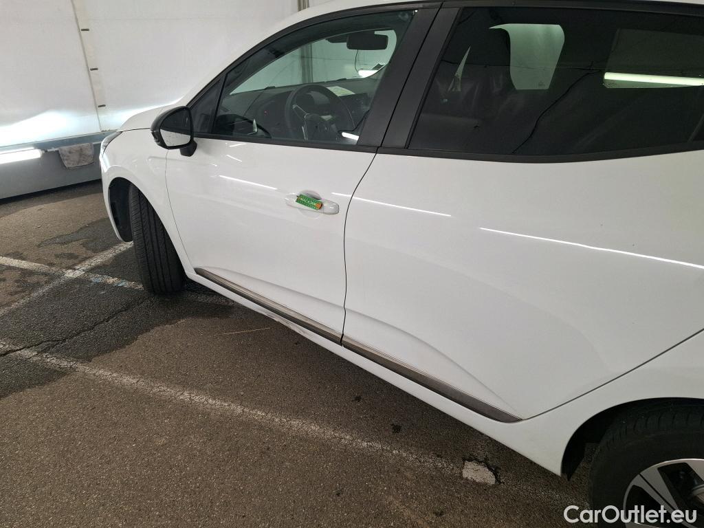  Renault  Clio  V Evolution Réversible 1.5 dCi 100CV BVM6 E6d #19