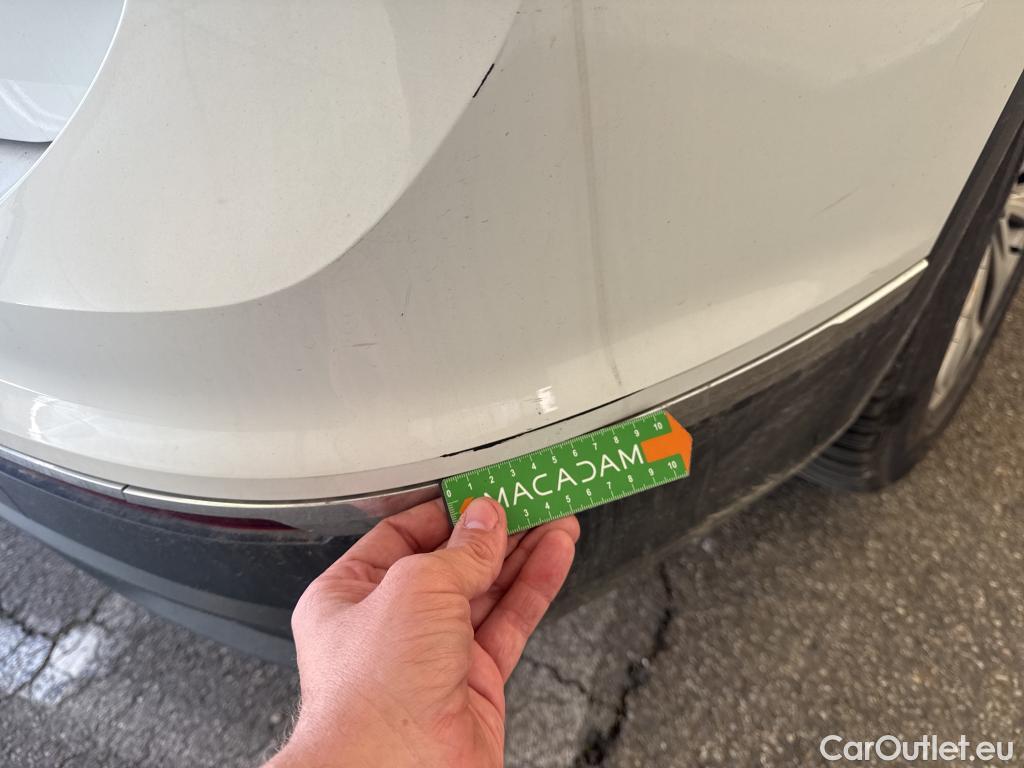  Volkswagen  Tiguan VOLKSWAGEN  / 2020 / 5P / SUV 2.0 TDI 150 DSG7 LIFE PLUS #12