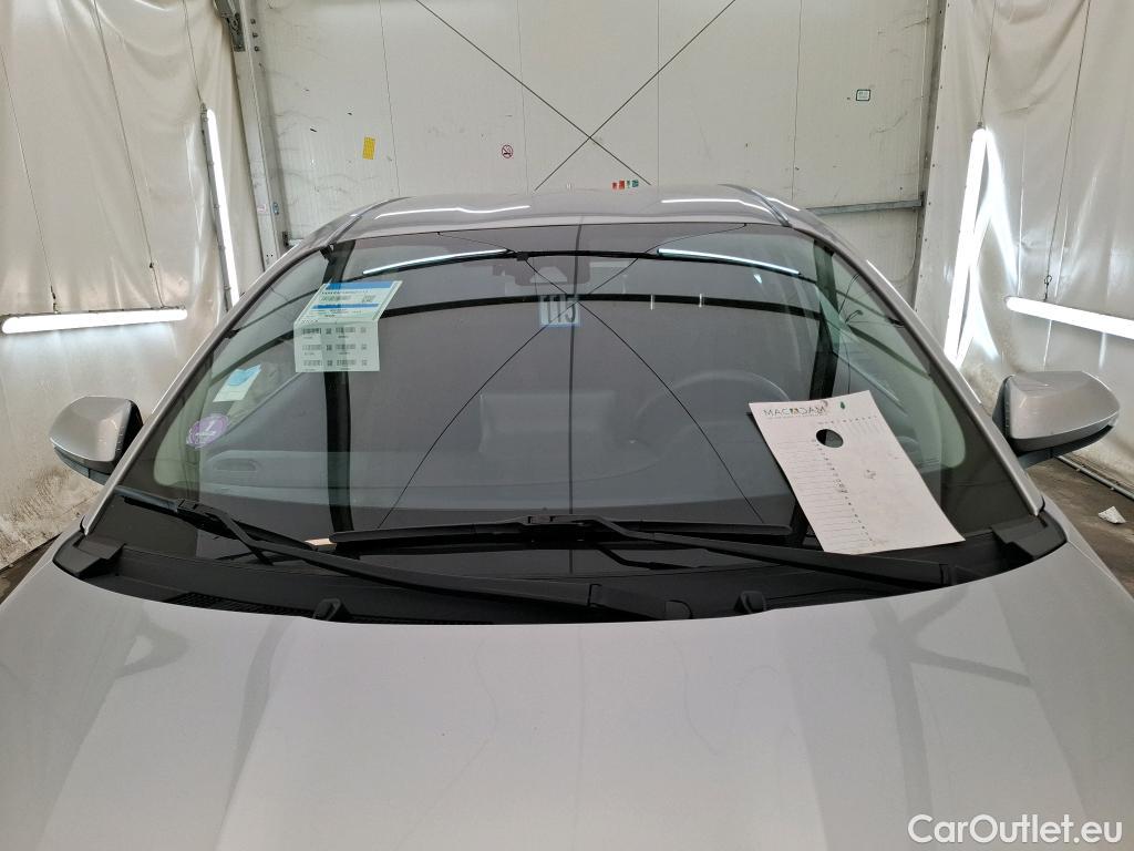  Toyota  Yaris TOYOTA  Hybride / 2019 / 5P / Berline Hybride 116h Design #4