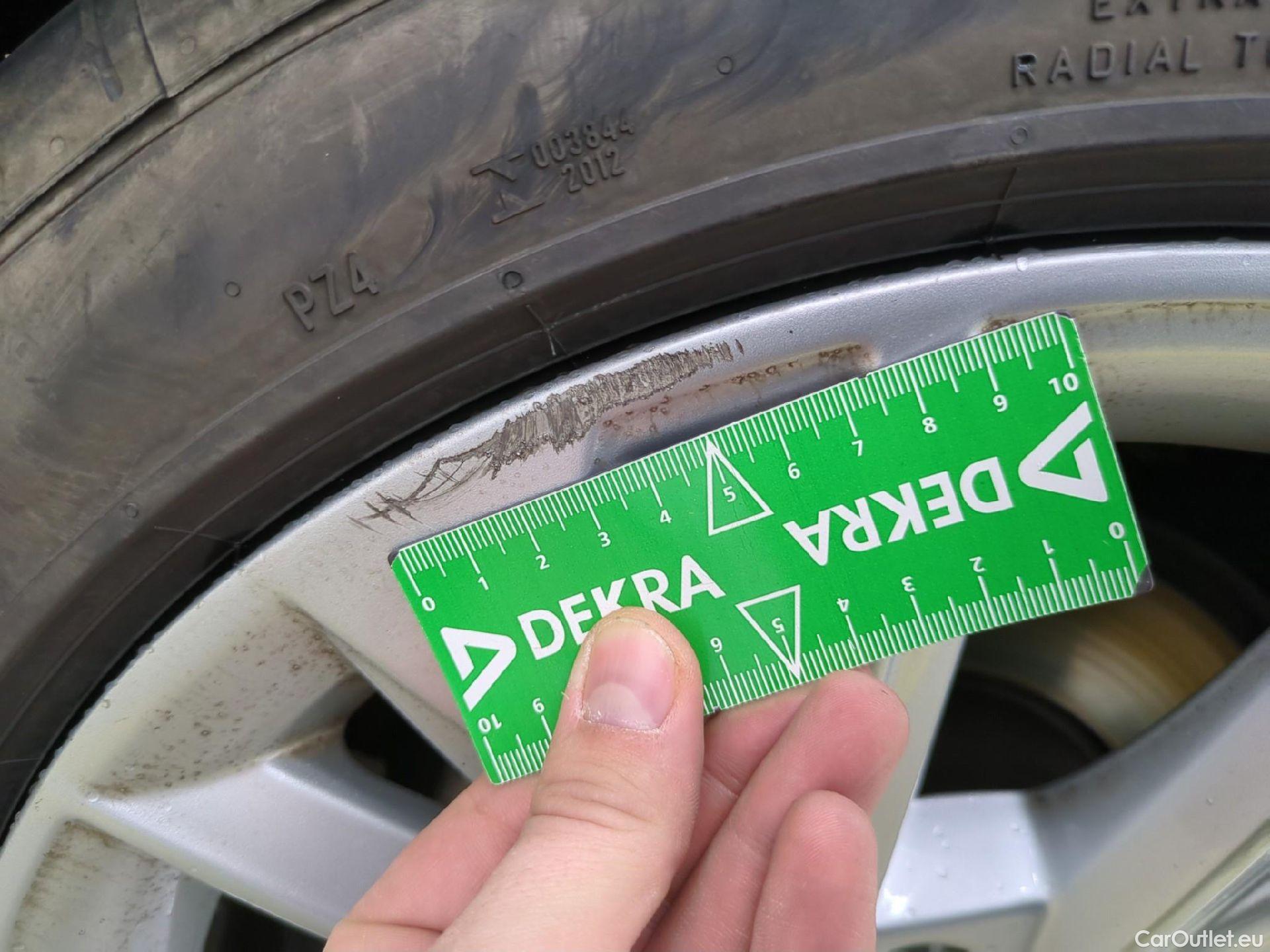  Audi  A3  Sportback 35 TDI Design Luxe 2.0 TDI 150CV BVA7 E6d #3