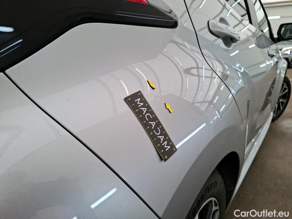  Toyota  Yaris TOYOTA  Hybride / 2019 / 5P / Berline Hybride 116h Design #10