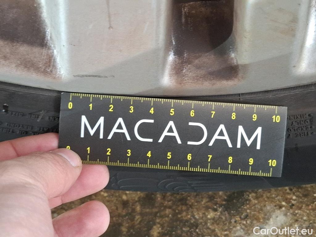  Audi  Q3 AUDI  / 2018 / 5P / SUV 45 TFSI E 245 S TRONIC #11