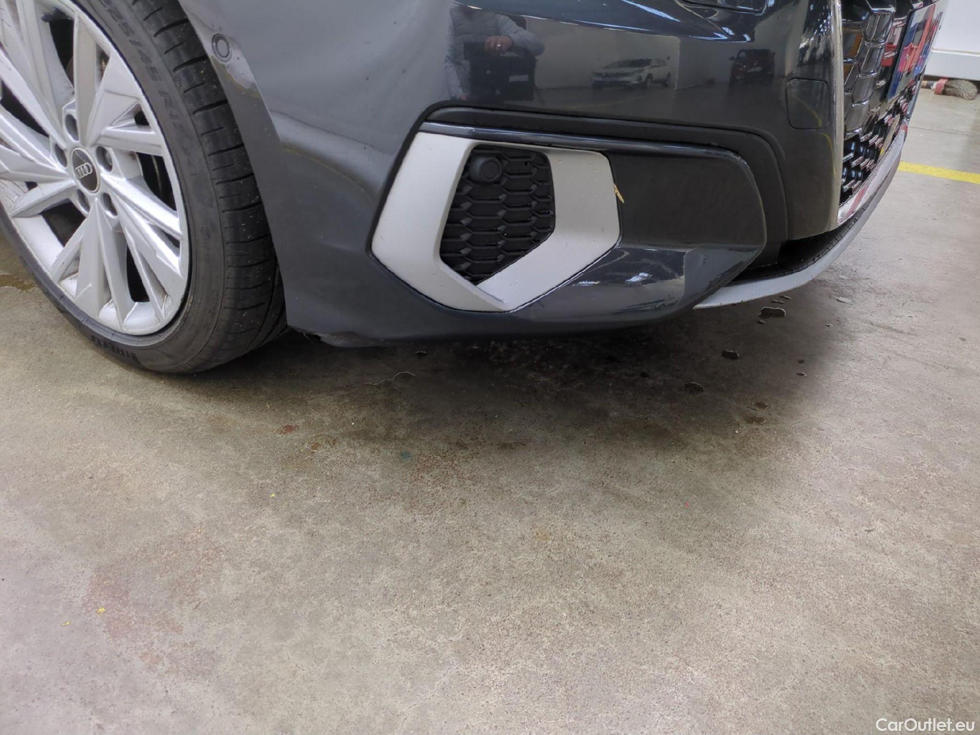  Audi  A3  Sportback 35 TDI Design Luxe 2.0 TDI 150CV BVA7 E6d #9