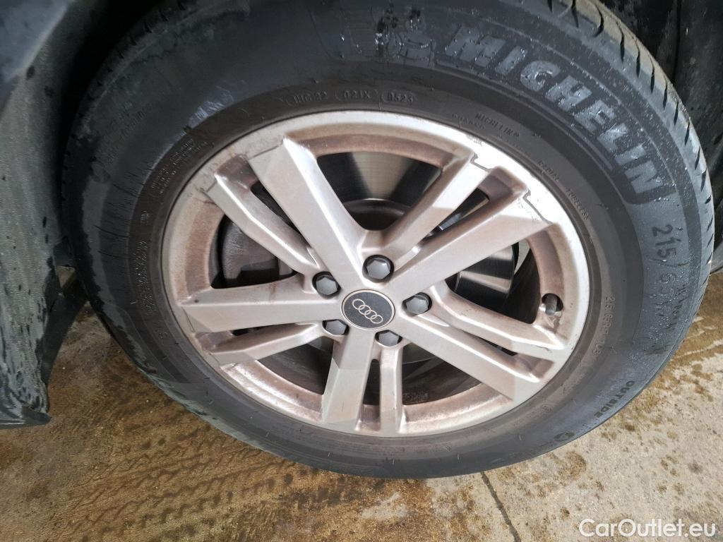  Audi  Q3 AUDI  / 2018 / 5P / SUV 45 TFSI E 245 S TRONIC #4