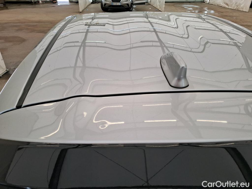  Toyota  Yaris TOYOTA  Hybride / 2019 / 5P / Berline Hybride 116h Design #19