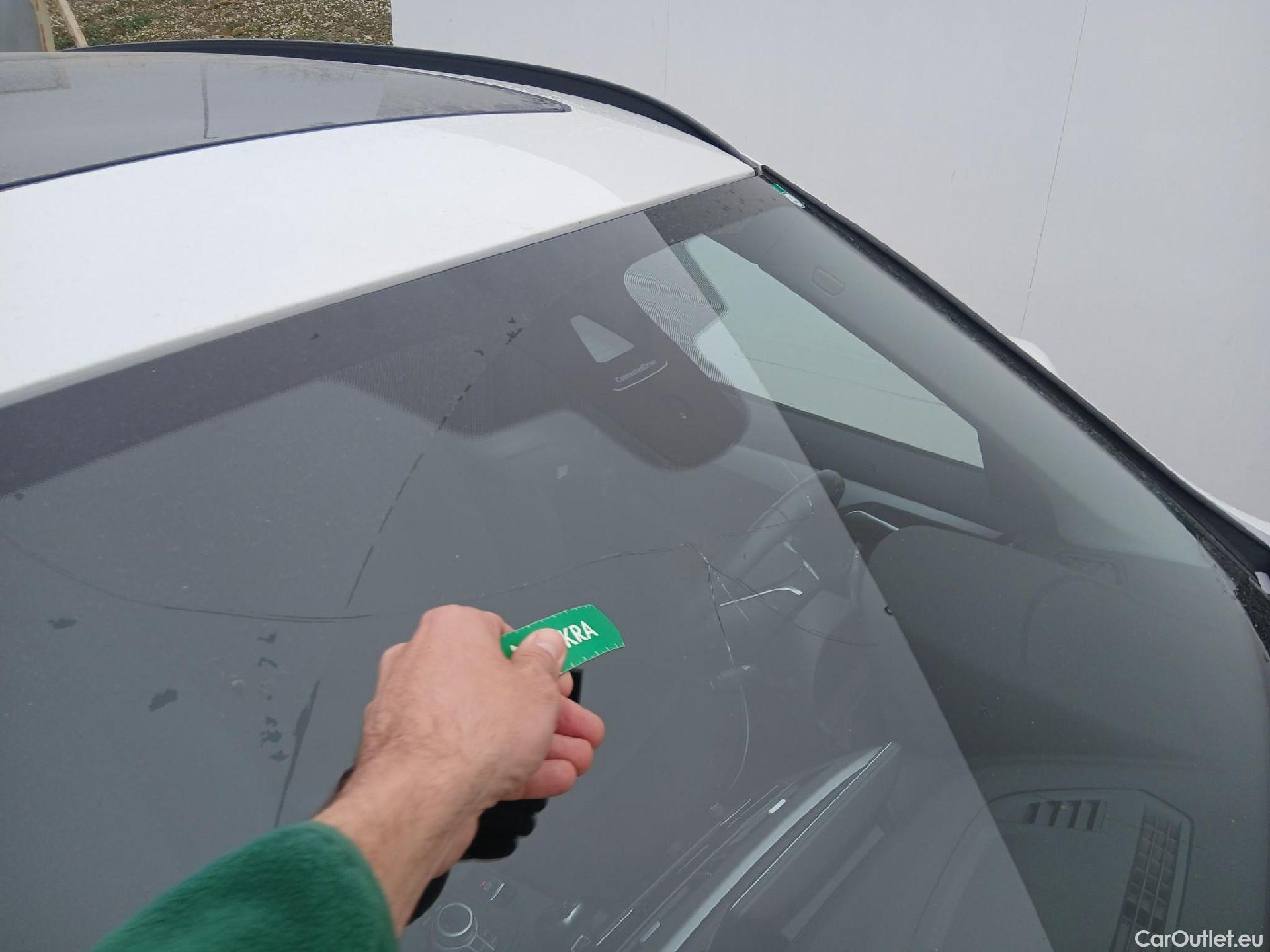  Bmw  X1 BMW  / 2019 / 5P / todoterreno sDrive18dA Corporate (AC4) #21