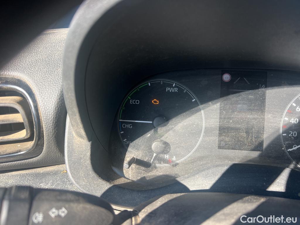  Toyota  Yaris TOYOTA  / 2020 / 5P / berlina con portón 1.5 120H Business Plus #49