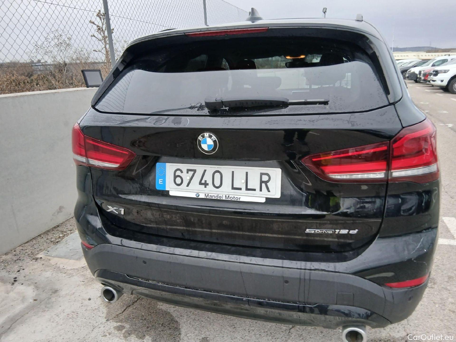  Bmw  X1 BMW  / 2019 / 5P / todoterreno sDrive18dA Corporate #33