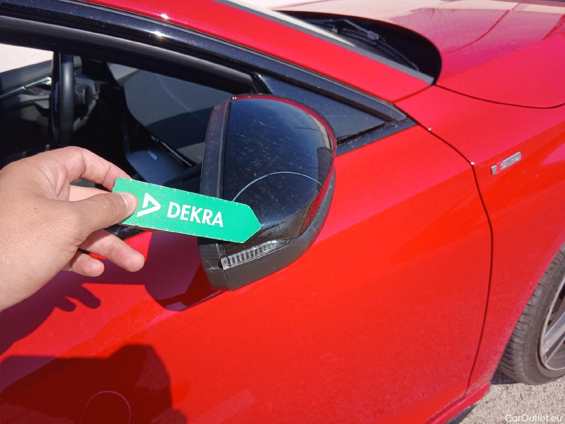  Audi  A3 AUDI  / 2020 / 5P / berlina con portón Sportback Black line 35 TDI 110kW S tron #35