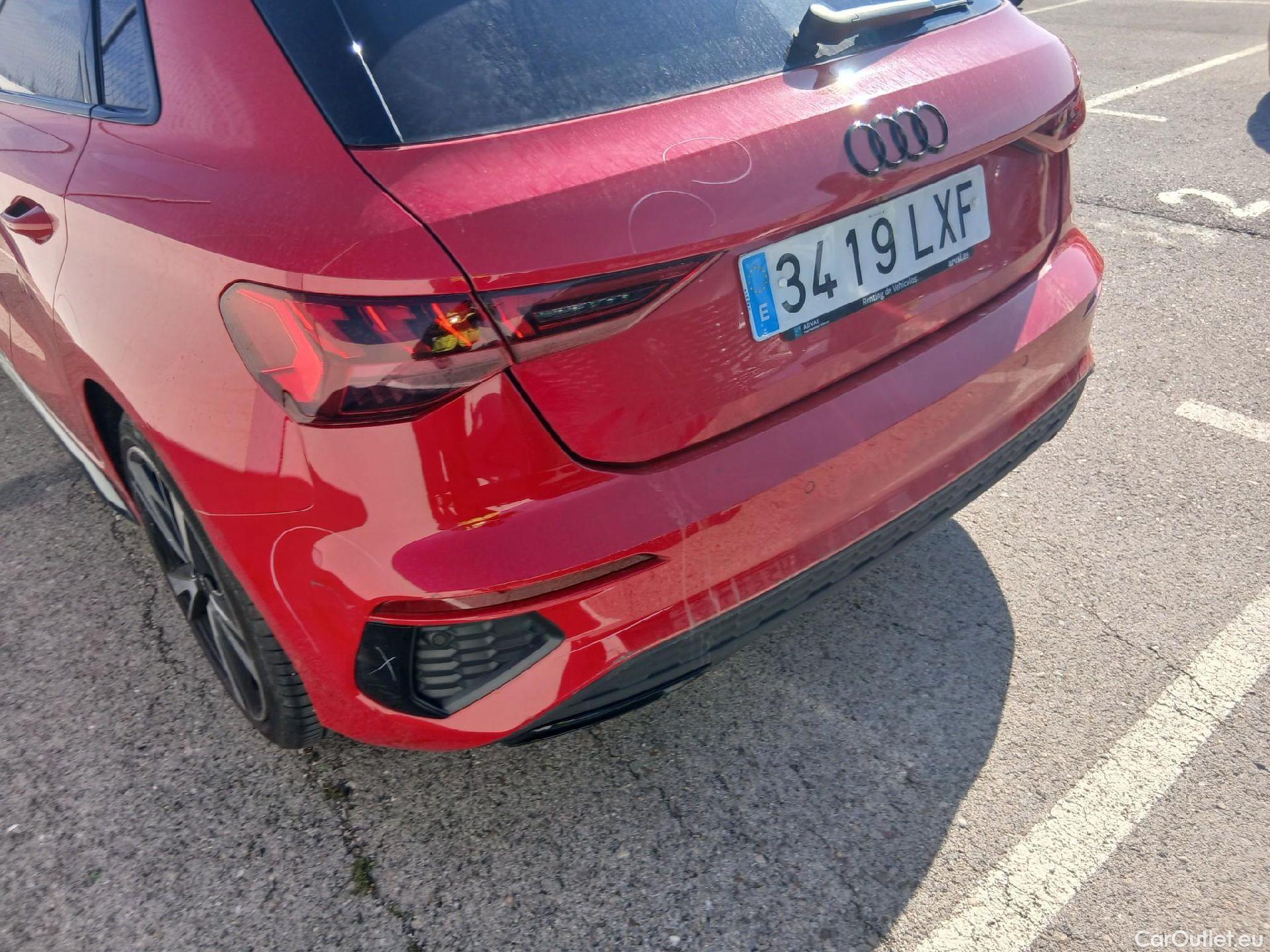  Audi  A3 AUDI  / 2020 / 5P / berlina con portón Sportback Black line 35 TDI 110kW S tron #18