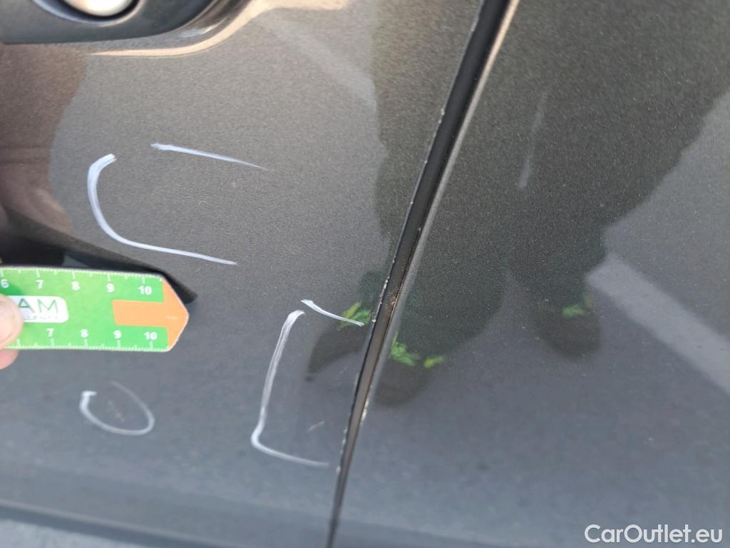  Citroen  C5 CITROEN  Aircross / 2018 / 5P / todoterreno BlueHdi 96kW (130CV) S&S Feel #4