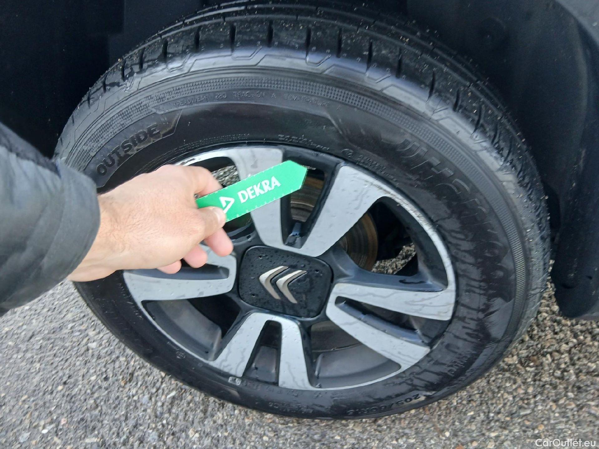  Citroen  C3 CITROEN  Aircross / 2017 / 5P / todoterreno PureTech 81kW (110CV) S&S SHINE #25