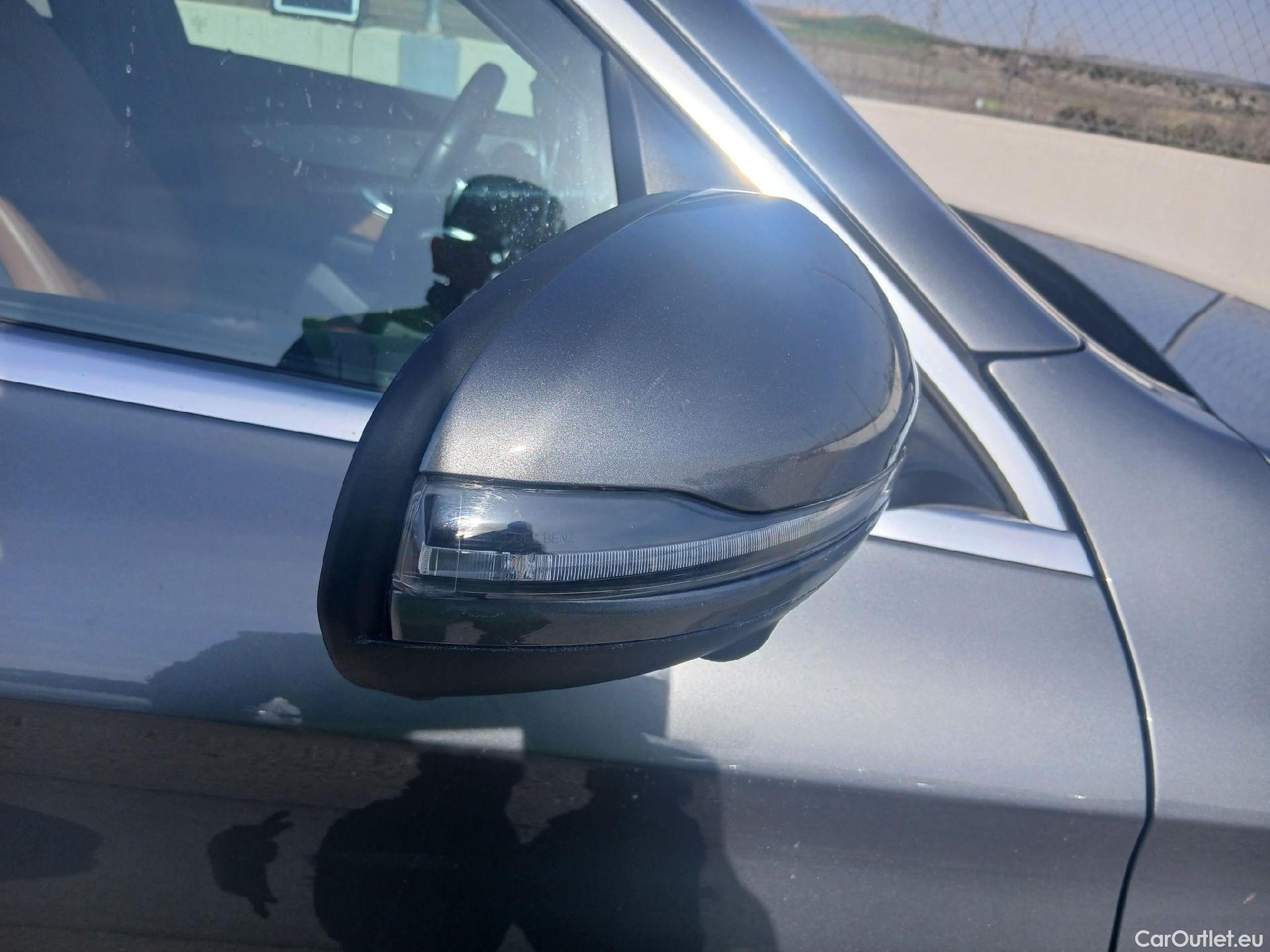  Mercedes  G-Klasee MERCEDES-BENZ GLC Coupé / 2019 / 5P / coupé GLC 300 de 4MATIC #24