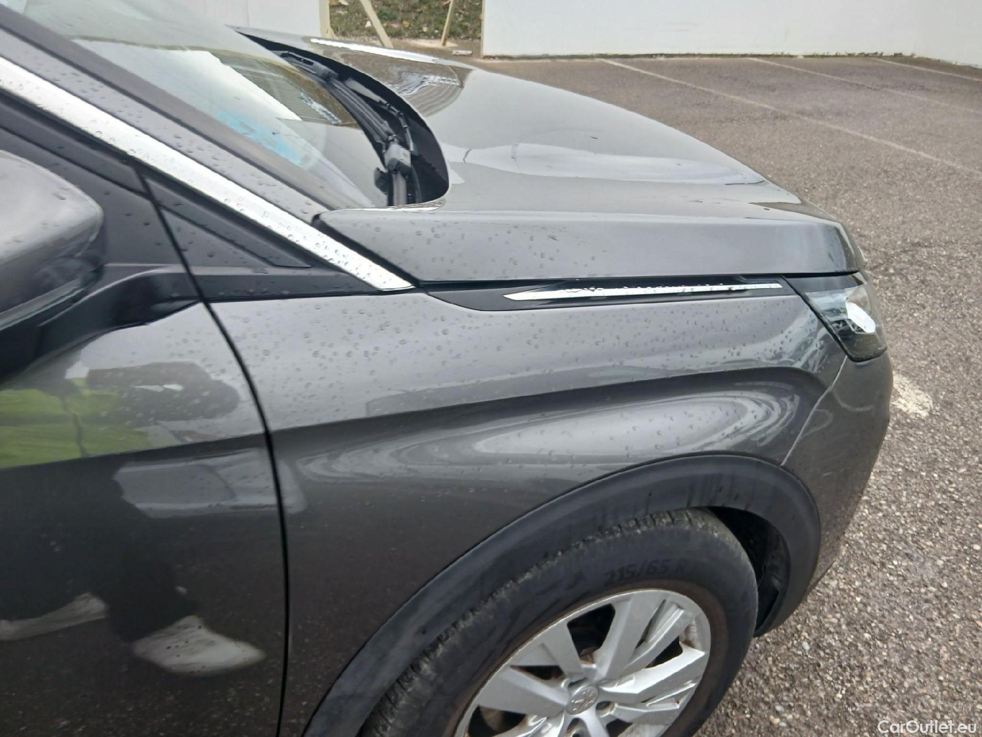  Peugeot  3008 PEUGEOT  / 2020 / 5P / todoterreno 1.5 BlueHDi 96kW (130CV) S&S Active Pack (AC3) #27