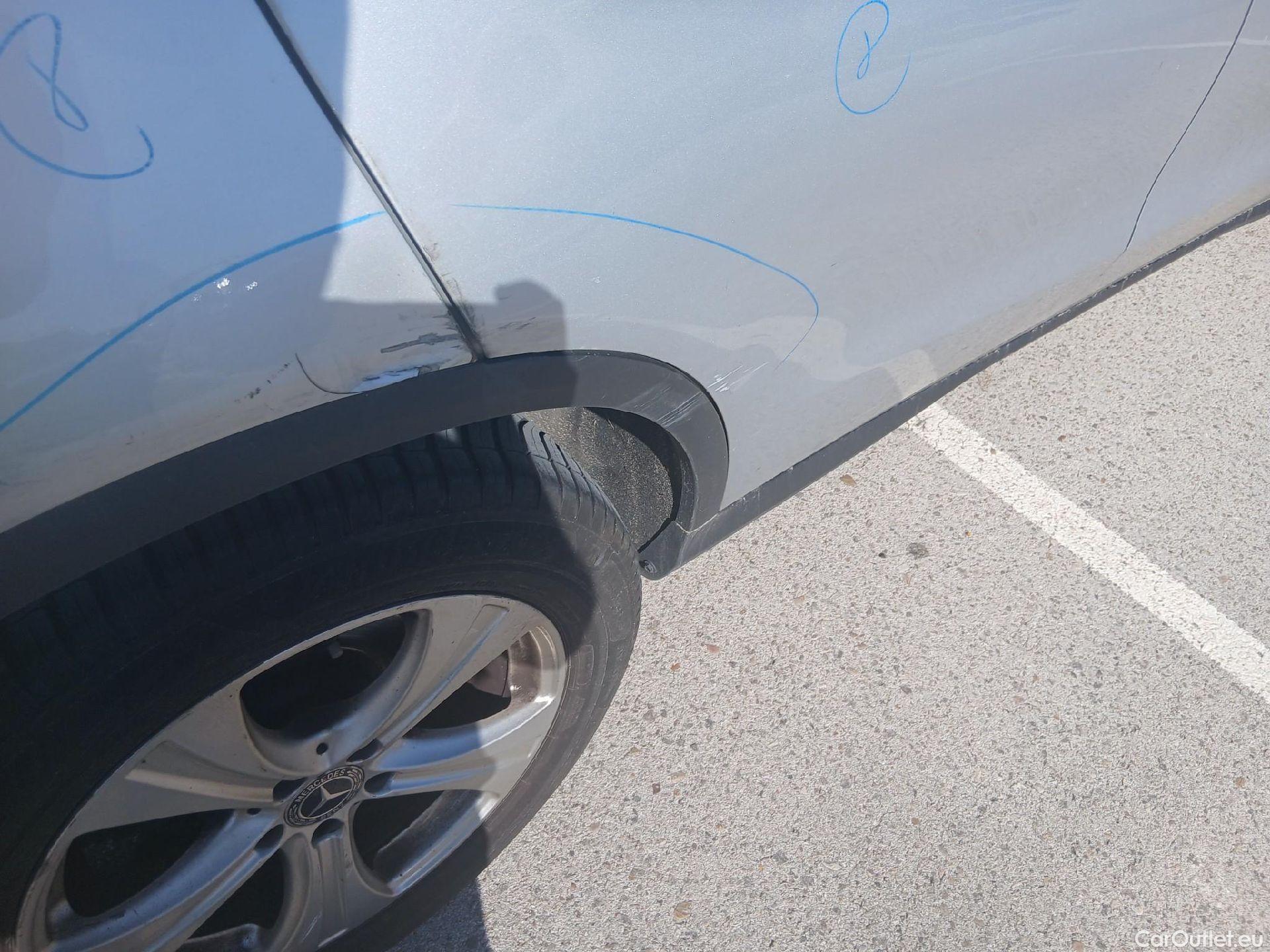  Mercedes  G-Klasee MERCEDES-BENZ Clase GLC / 2015 / 5P / todoterreno GLC 220 d 4MATIC #32