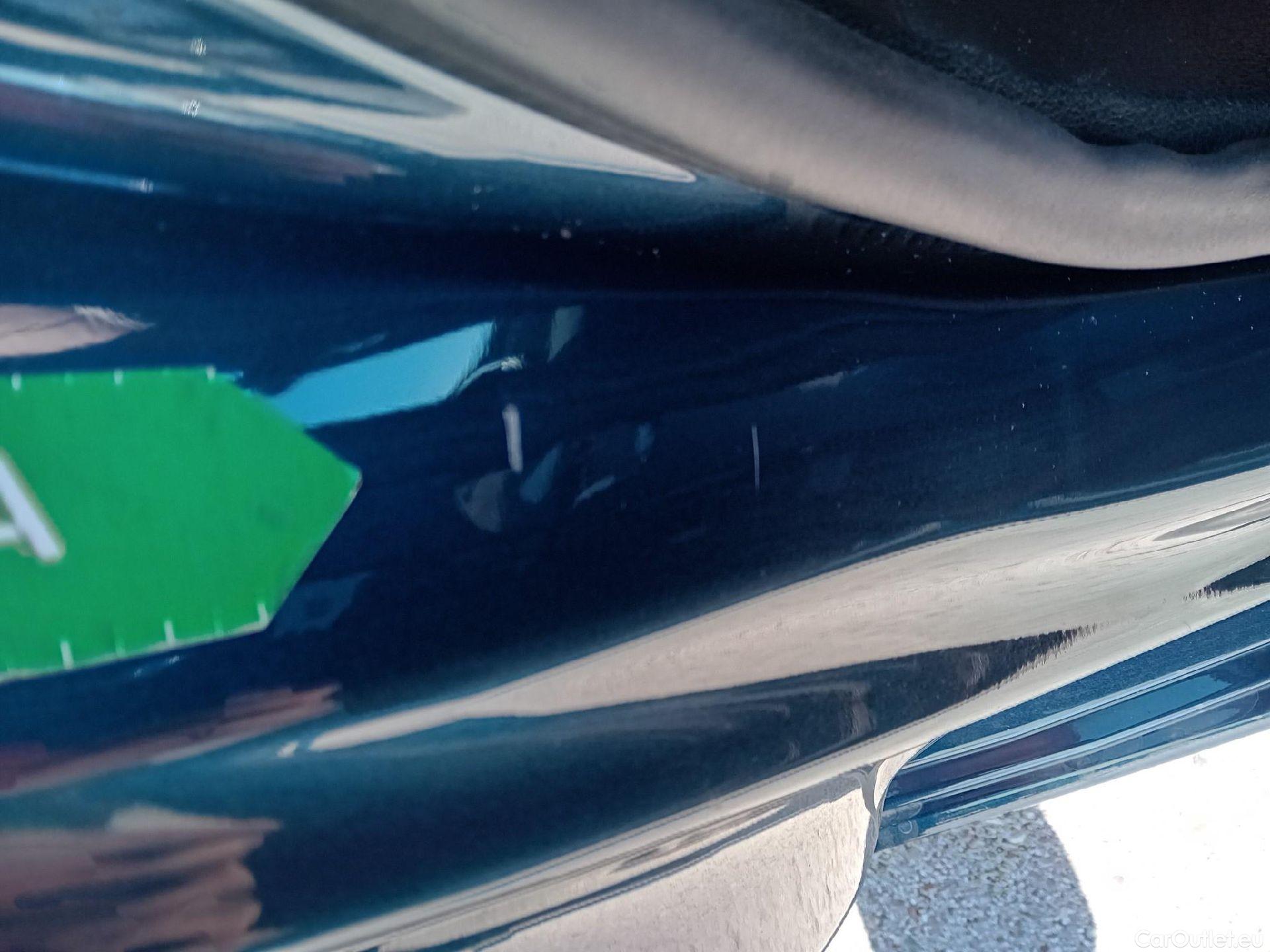  Mercedes  A-Klasse MERCEDES-BENZ Clase A / 2018 / 4P / sedán Sedán A 250 e #1