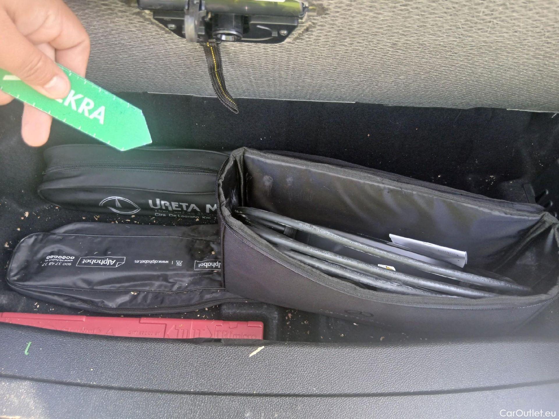  Mercedes  G-Klasee MERCEDES-BENZ GLC Coupé / 2019 / 5P / coupé GLC 300 de 4MATIC #1