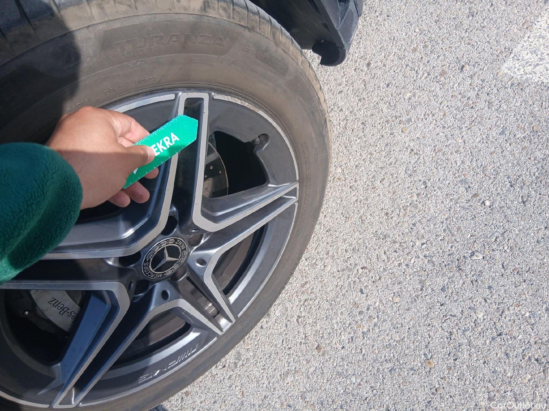  Mercedes  G-Klasee MERCEDES-BENZ GLC Coupé / 2019 / 5P / coupé GLC 300 de 4MATIC #25