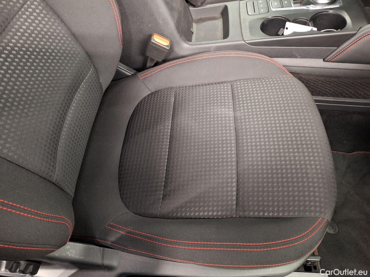  Ford  Kuga Ford,  '19 PHEV, Ford  2.5i PHEV Aut. 165kW ST-Line 5d #3